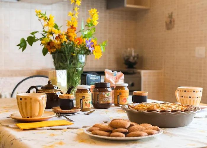 Domus Amica Bed and Breakfast 4*